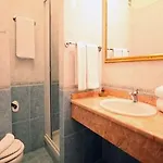 City Hotel Caserta 4*