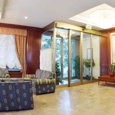 City Hotel Caserta 4*